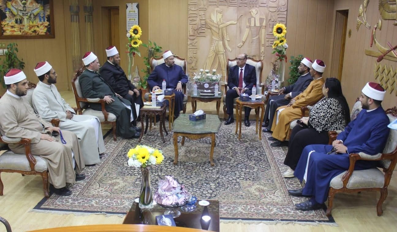 جامعة المنصورة تواصل فعاليات «دينًا قِيَمًا» وتُعزز الوعي الطلابي بالشراكة مع الأزهر الشريف